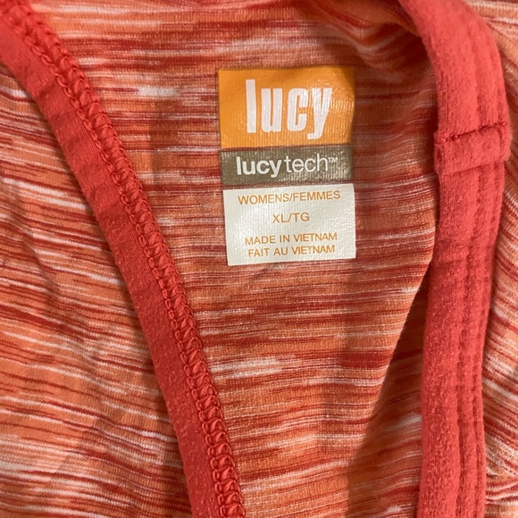Lucy active tank top with Cinched bottom - Picture 3 of 3